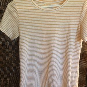 T-shirt- old navy XS